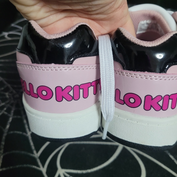 Hello Kitty Pink and Black Sneakers Size 7 - Picture 5 of 7